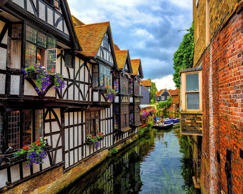 CANTERBURY SOGGIORNO STUDIO 3 .jpeg